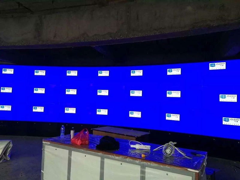 山西储蓄银行项目55寸液晶拼接屏