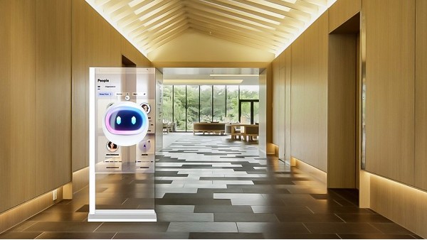 突破视觉边界：OLED立式透明屏引领商业与科技新浪潮