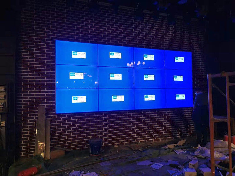 中亿睿4K高清拼接屏应用于广东东莞某音频店建设